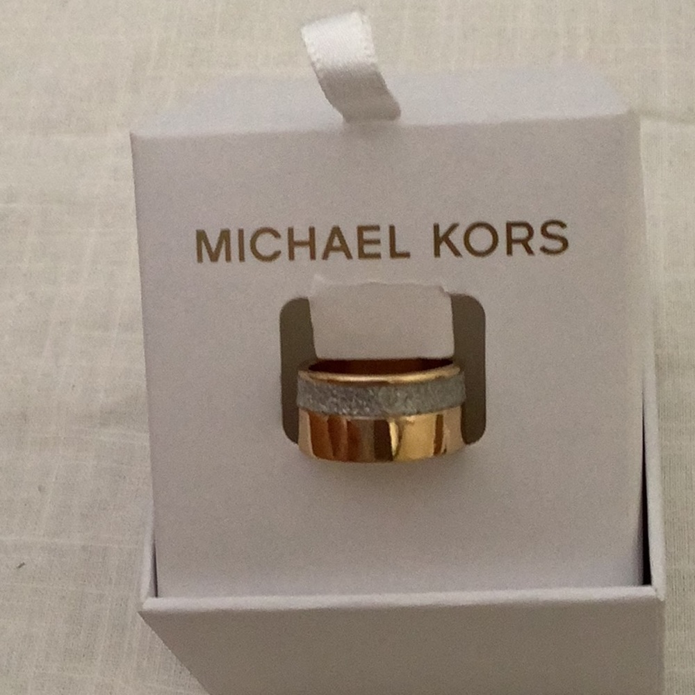 MK Brass Ring 💖 - Picture 4 of 6